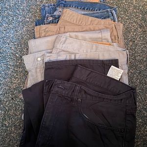 PRE OWNED LOT OF 4 LEVI’S MENS